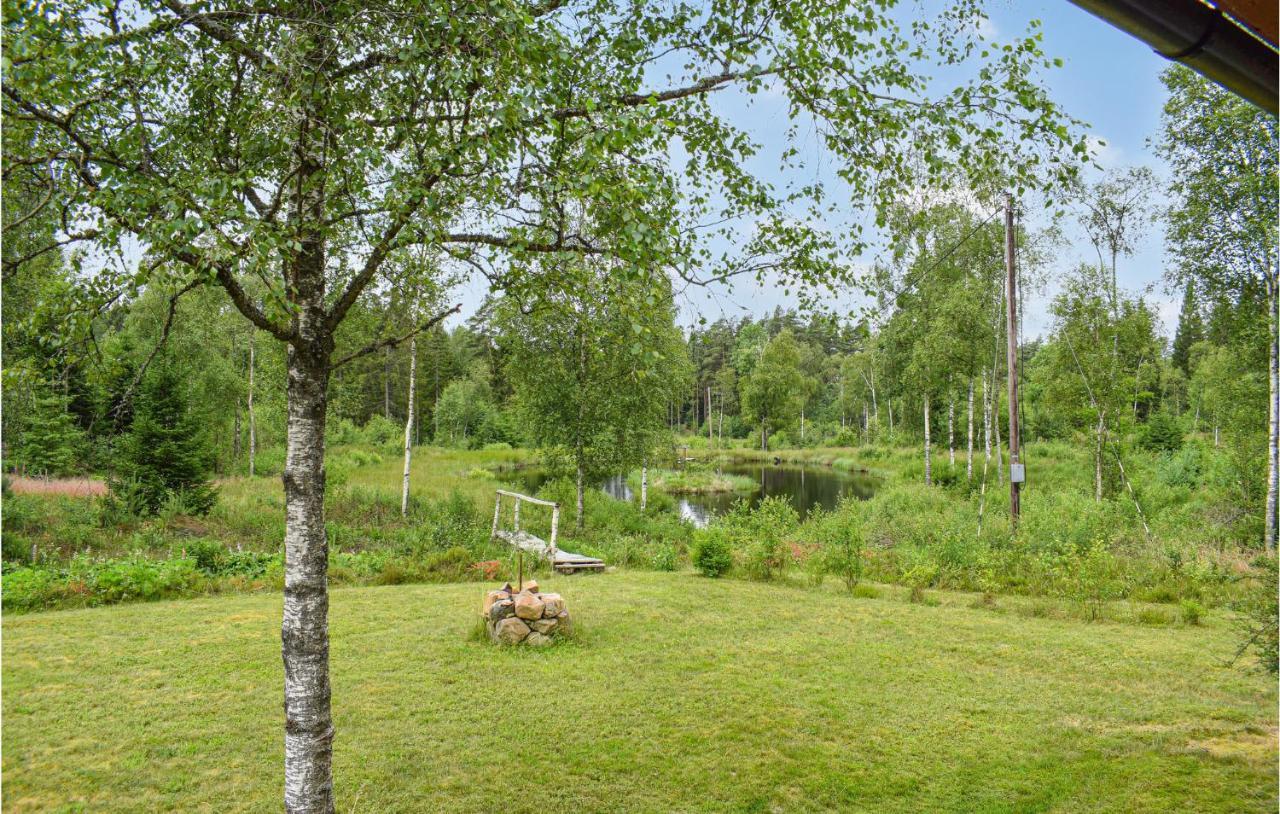 Cozy Home In Markaryd With House A Panoramic View Hasslehult Bagian luar foto