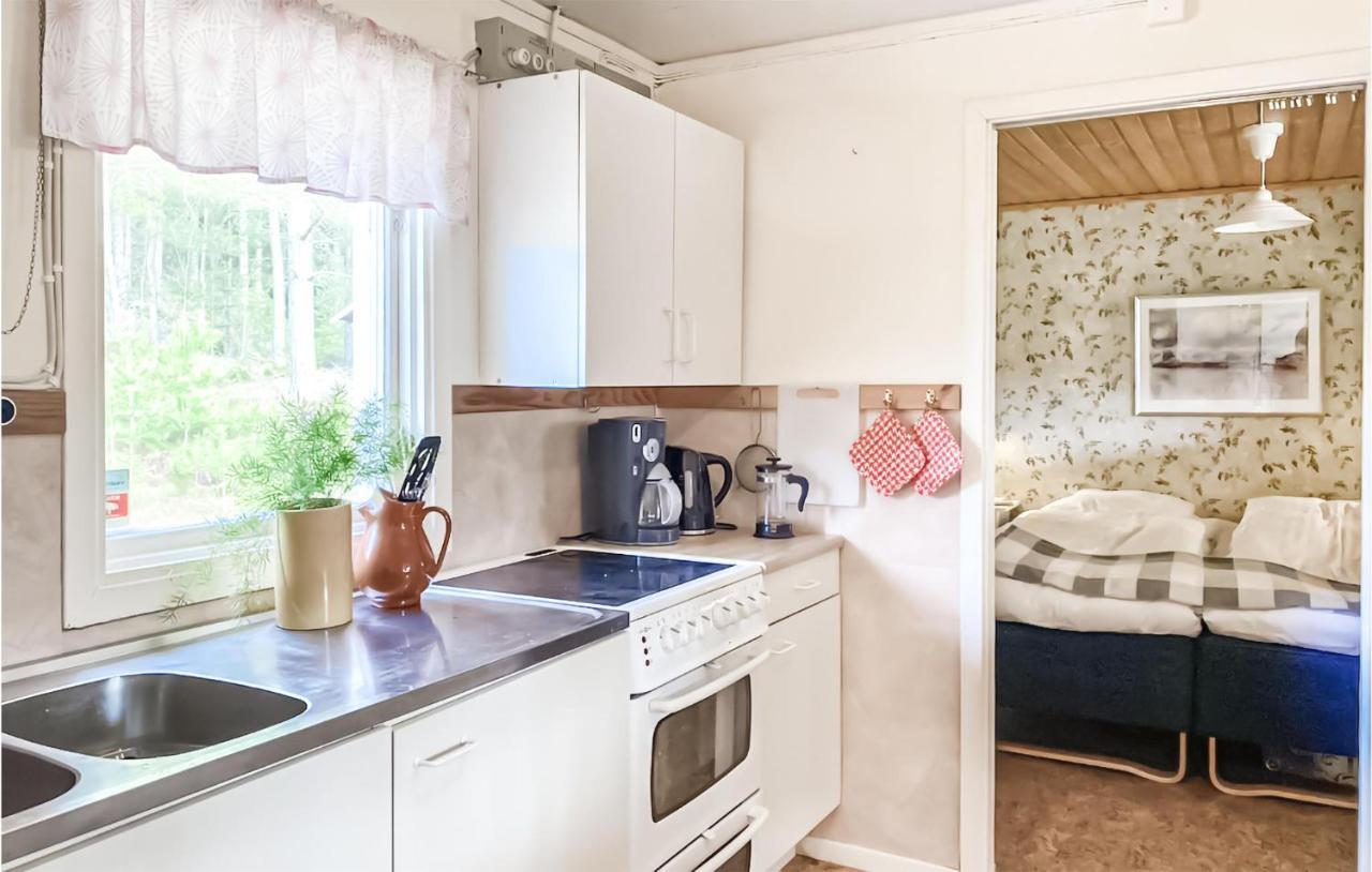 Cozy Home In Markaryd With House A Panoramic View Hasslehult Bagian luar foto