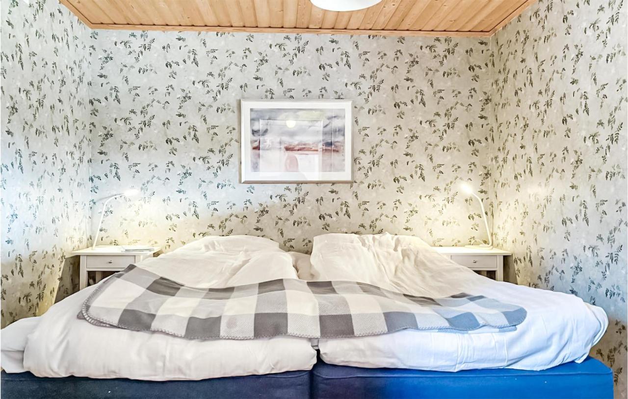 Cozy Home In Markaryd With House A Panoramic View Hasslehult Bagian luar foto